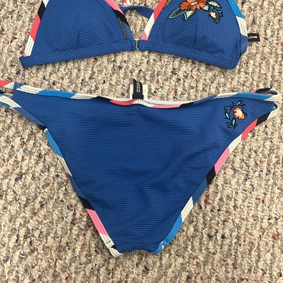 Design Lab Bikini - Picture 5 of 7